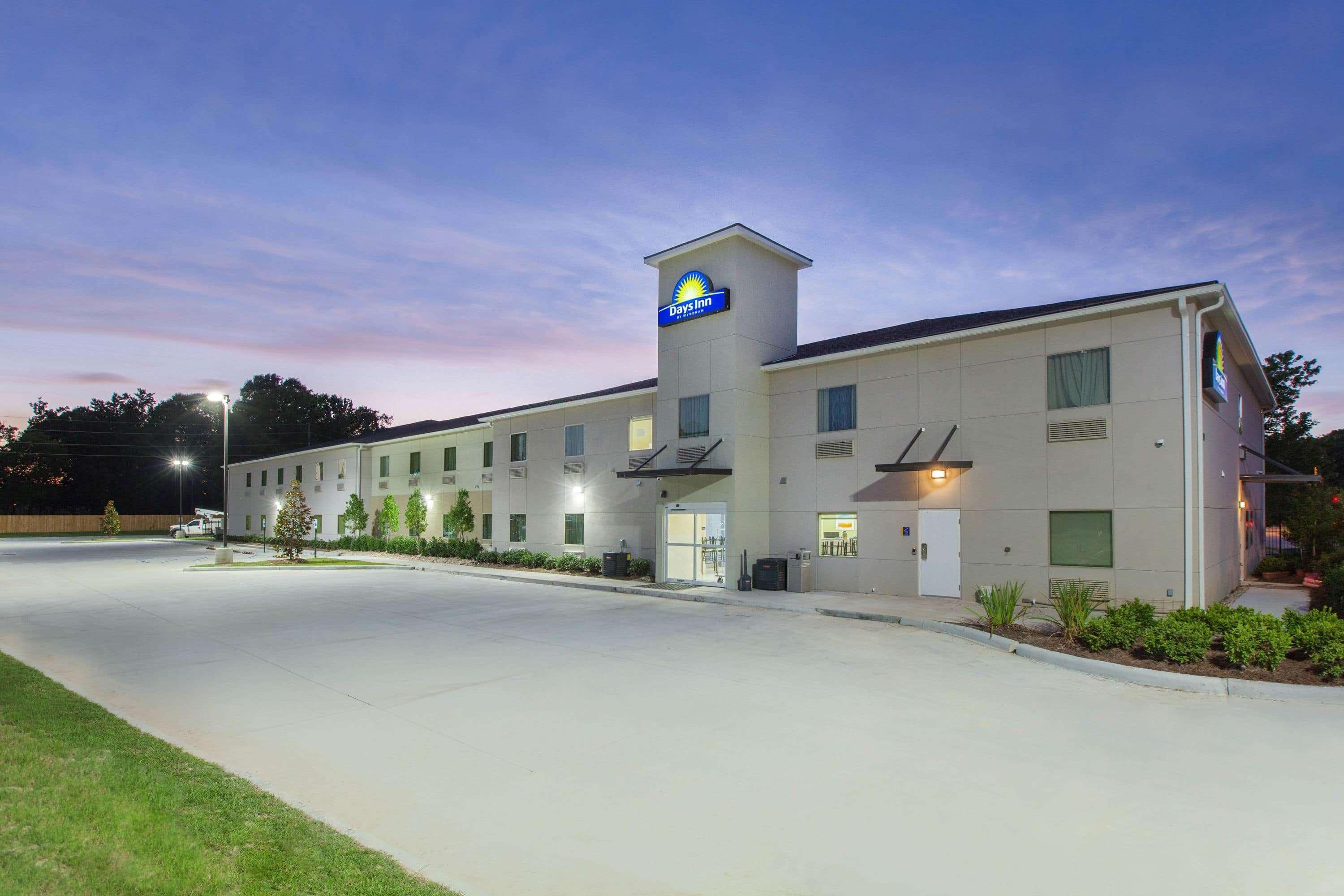 Days Inn By Wyndham Baton Rouge Airport Exterior foto